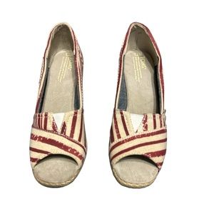 Tom’s wedged heels